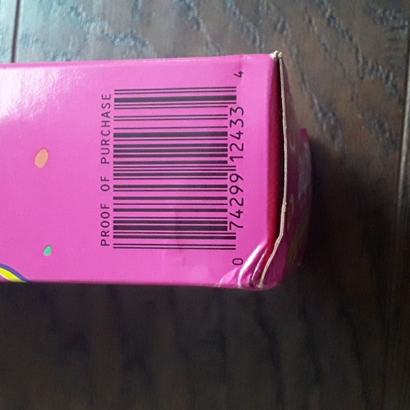 1994 Ruffle Fun Barbie - Picture 4 of 6